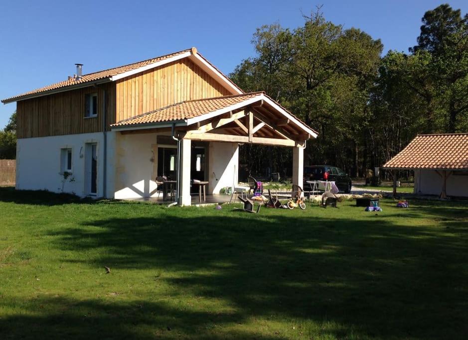 Maison Proche Du Lac ! Hourtin Bagian luar foto